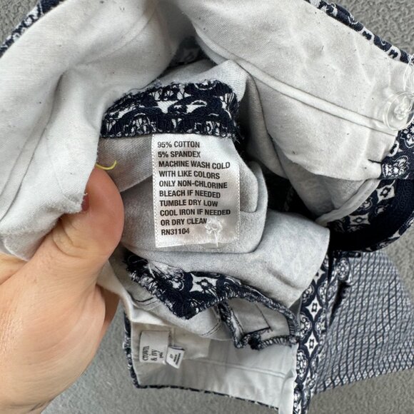 Crown Ivy Printed Ankle Pants Womens Black White Flat Front Stretch Size 8P - Picture 5 of 9